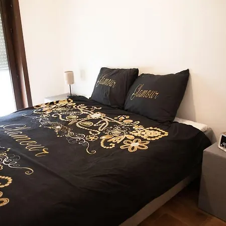 Zonnig Gelegen App. Nieuwpoort-bad Op 80m De Zee Apartment *